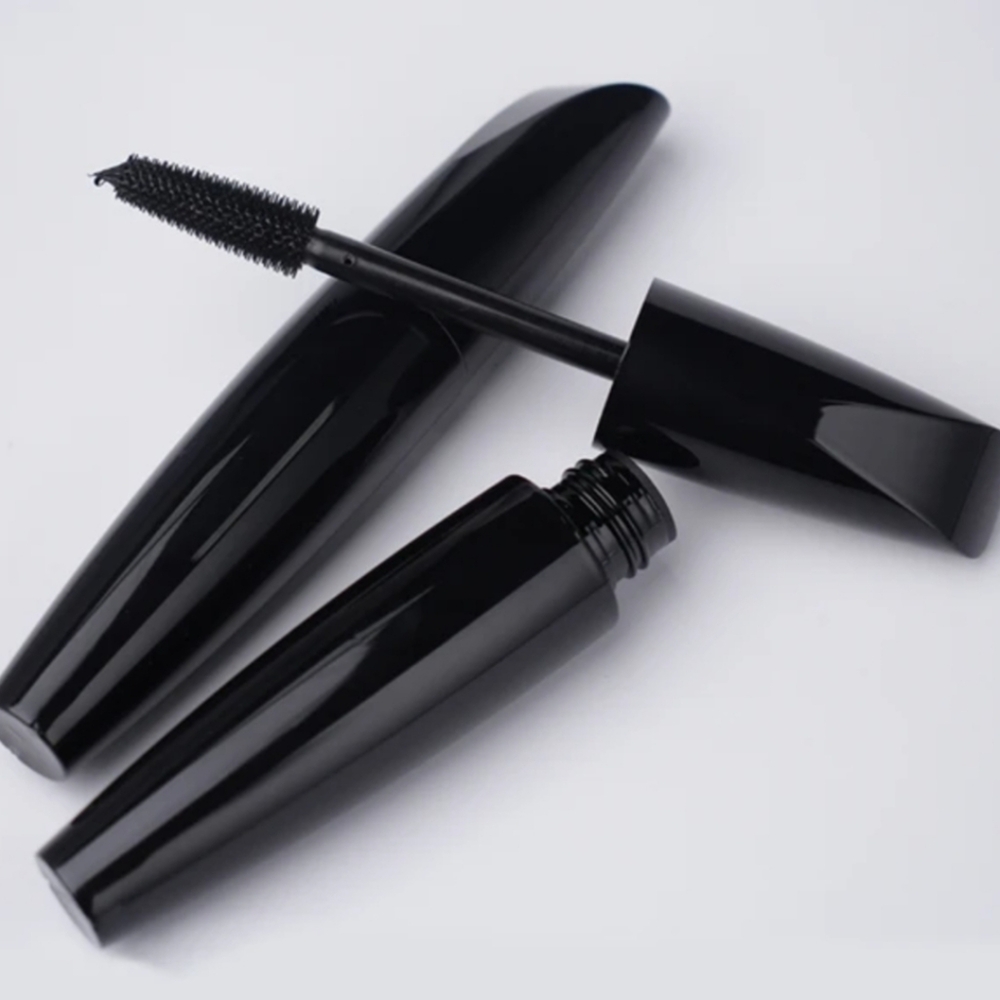 Mascara - Picture 6 of 11